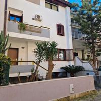 Villa a schiera con terrazzo e taverna