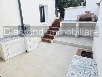 Casa singola con cortile a Torre Archirafi-Riposto