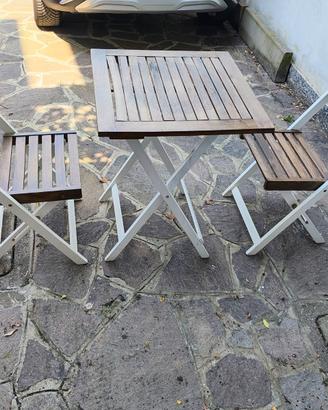 Tavolino da giardino in legno + 2 sedie