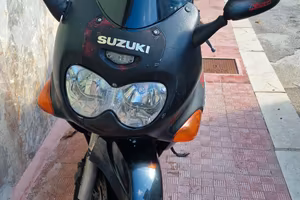 suzuki katana Gsz750 F 2001  