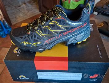 LA SPORTIVA AKYRA GTX NUOVE MIS 42 TRAIL RUNNING