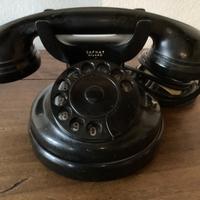 Telefono in bachelite