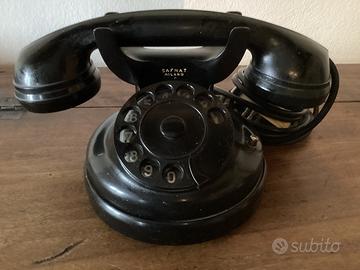 Telefono in bachelite