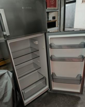Frigorifero silver  medie dimensioni 