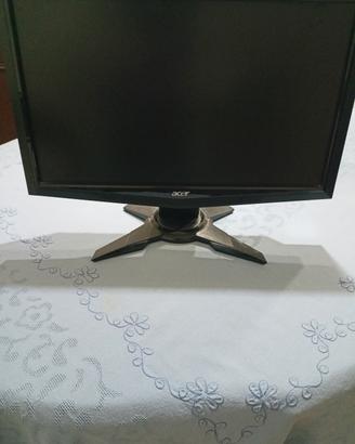 monitor LCD Acer mod.no G195HQV 18.5 pollici