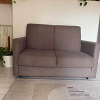 Elegante divano letto con materasso Fratelli Ranuc