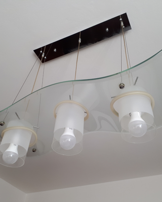 Lampadario onda con tre luci