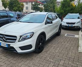Mercedes-benz GLA 200 GLA 200 d Premium AMG 4matic