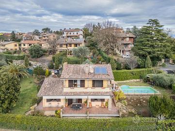 VILLA SINGOLA A SUTRI