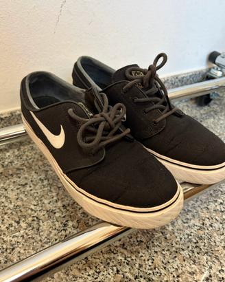 Nike SB Stefan Janoski nere taglia 39