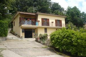 Villa nel bosco Aranova