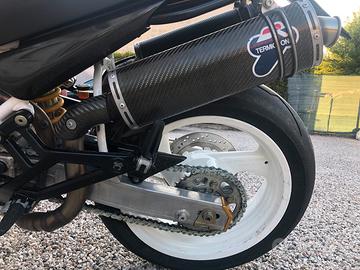 Ducati monster M900