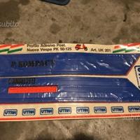 Profili adesivi fox per vespa pk 50-125