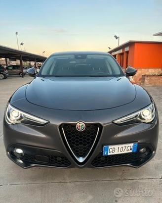 Alfa Romeo Stelvio 2.2 190 CV AT8 Q4 Super 2 ANNI 