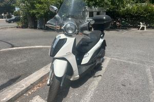 Piaggio carnaby 300