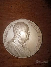 Medaglia  papale ufficiale vaticano Papa Francesco
