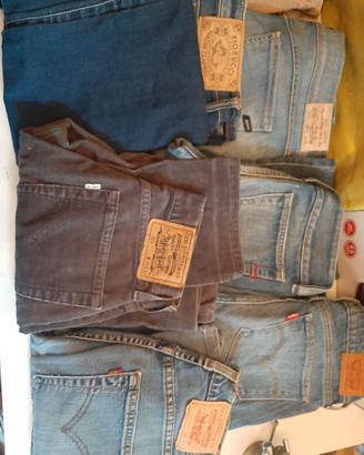 20 jeans e pantaloni da donna