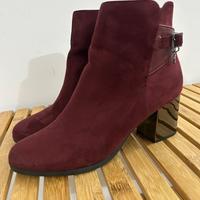 Stivaletto in camoscio bordeaux