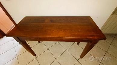 Tavolino in legno massello