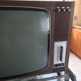 Televisore vintage telefunker