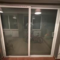 Porta a vetri doppia anta  2,10 x 2,00 metri