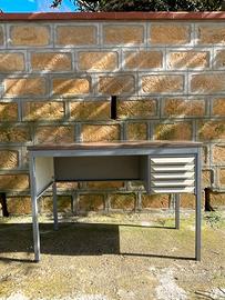 Scrittoio da ufficio vintage anni ‘70