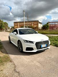 Audi tt s-line mk3 8s aTFSI