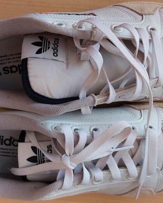 Sneaker Adidas Continental 80