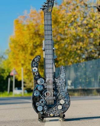 Chitarra Elettrica in ferro