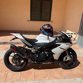RSV4 aprc 2012