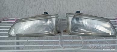 Coppia di fari Peugeot 106 prima serie