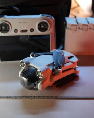 DJI Mini 3 Pro Fly More Combo + DJI RC