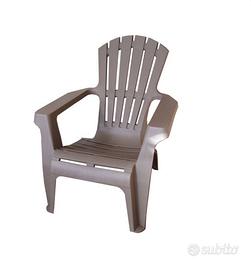 poltrone plastica basse