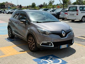 Renault Captur 2015-1.5d-90cv
