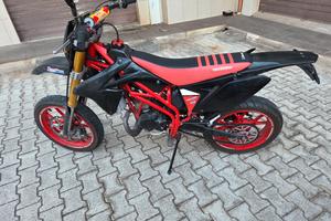 Suzuki Valenti 50 N01