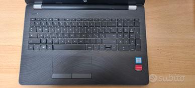Laptop HP I7-7500U 12GB RAM