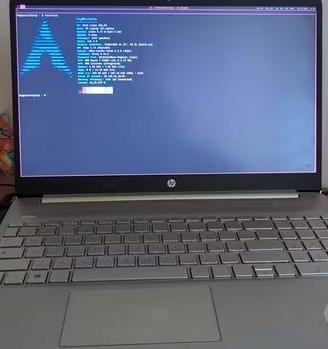 Laptop Ryzen 7 5700U HP