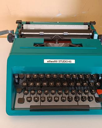 Macchina da scrivere Olivetti