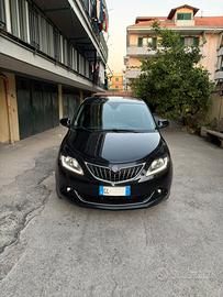 LANCIA YPSILON 1.0 HIBRID
