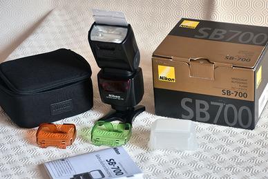 Nikon Flash SB-700 TTL