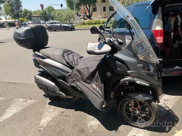 piaggio mp3 530 