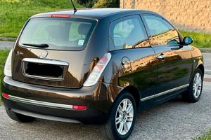 Lancia Ypsilon 2018 - Neopatentati