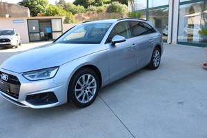 Audi A4 30 TDI/136 CV S tronic line edition