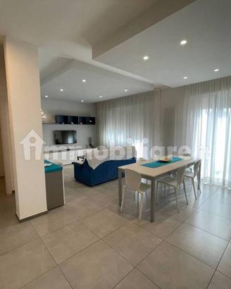 Attività / Licenza di 95 m² con 4 locali a Chioggi