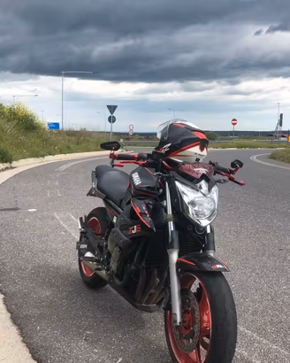Yamaha XJ6 del 2009 depotenziata a2