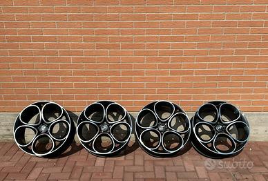 Cerchi originali Alfa Romeo Stelvio 20”