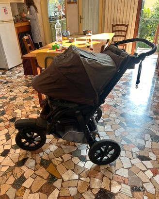 Passeggino Chicco ruote grandi