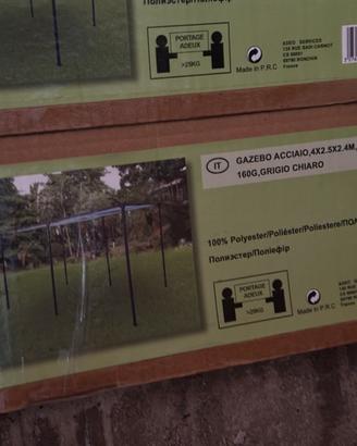 Gazebo 4 × 2,5 da giardino.