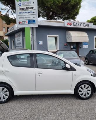 Toyota Aygo 1.0 12V VVT-i 5 porte Lounge Connect M