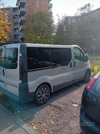 Opel vivaro 9 posti 2.0